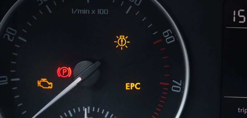 auto e_0003_tachometer-dial-with-needle-showing-zero-rpm-with-diagnostic-icons-isolated (1)